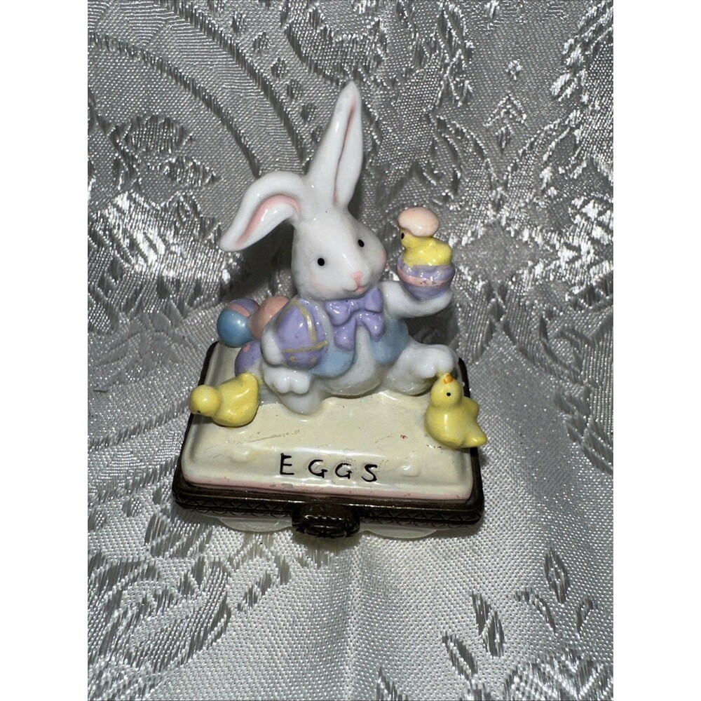 vintage bunny trinket box Midwest
